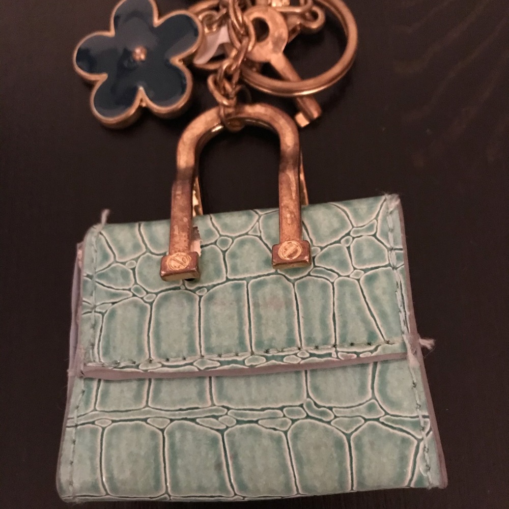 Keychain - Picture 4 of 4